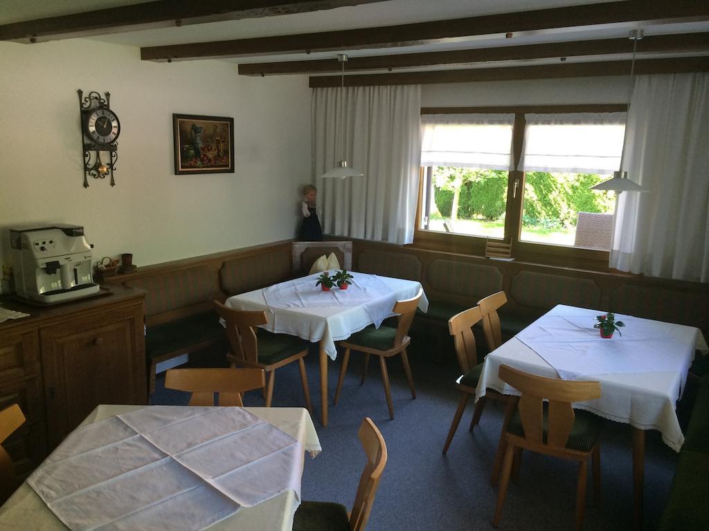 Gaestehaus Laesser Mellau Exteriör bild