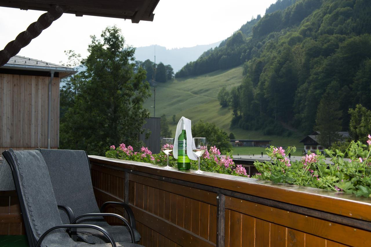 Gaestehaus Laesser Mellau Exteriör bild